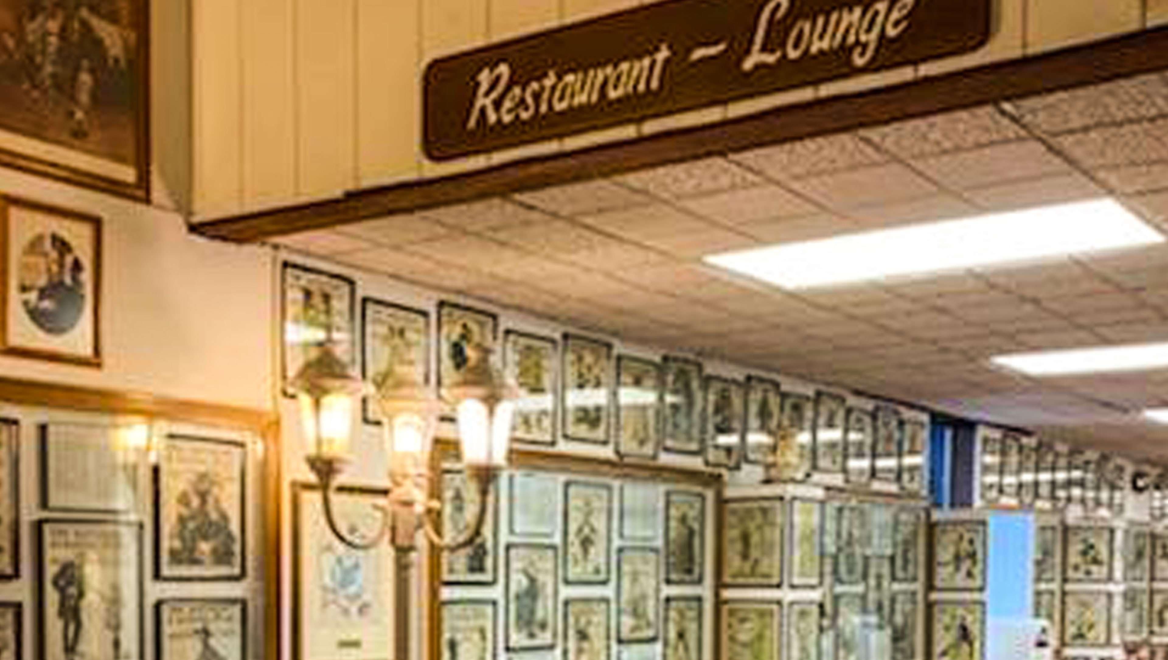 Voyageur Inn And Conference Center Reedsburg Exterior foto