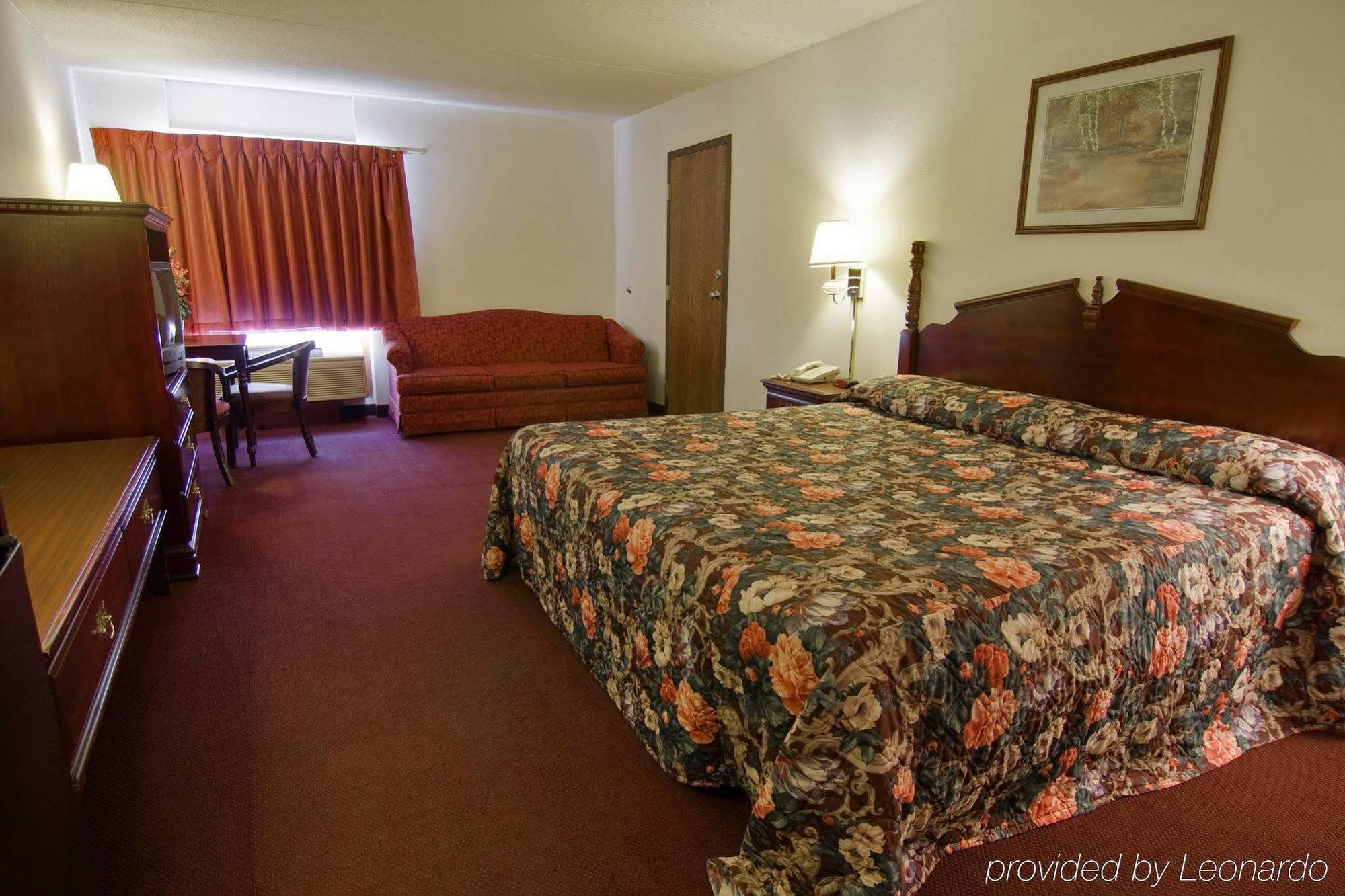 Voyageur Inn And Conference Center Reedsburg Quarto foto